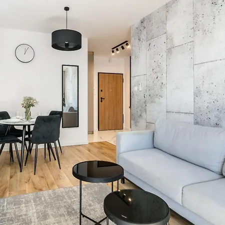 Nautikka Park Piamola Z Silownia I Pokojem Zabaw Apartmán